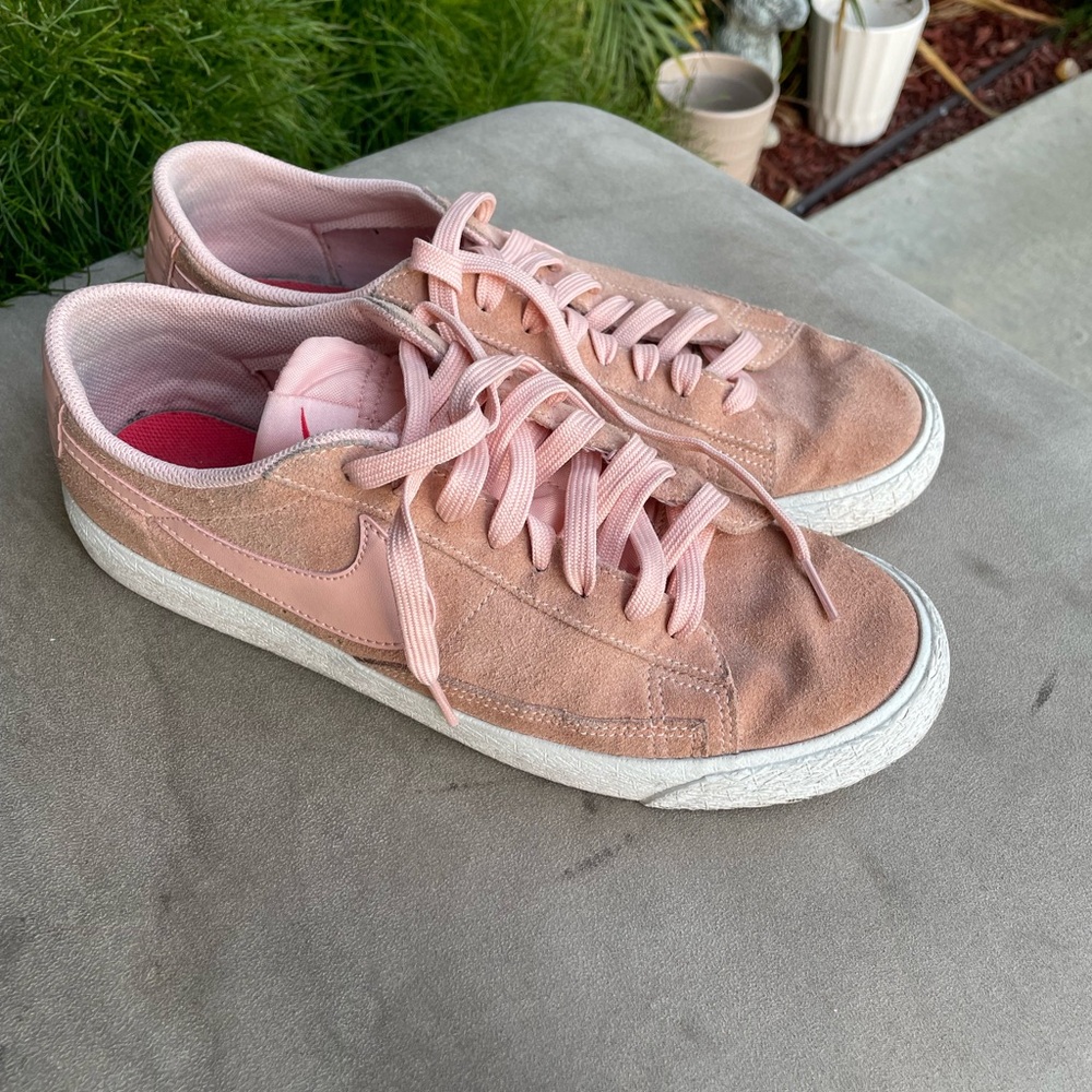 Mens Nike Shoes Sneakers Size 9